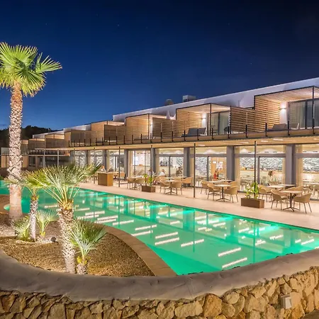 מלון Barcelo Nura 5*