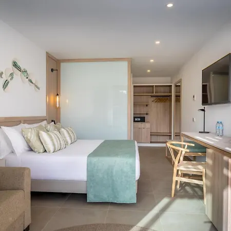 Barcelo Nura Hotell