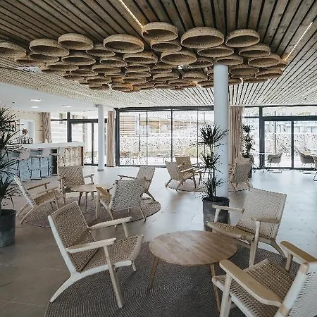 מלון Barcelo Nura 5*