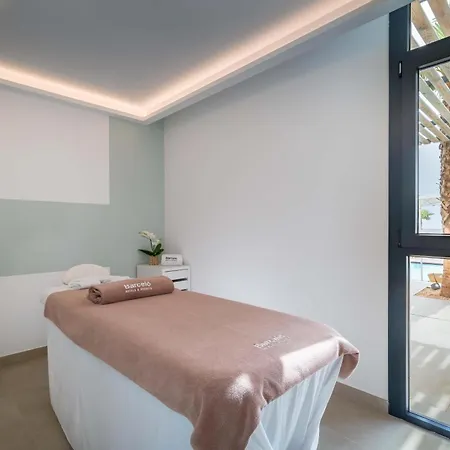 Отель Barcelo Nura 5*